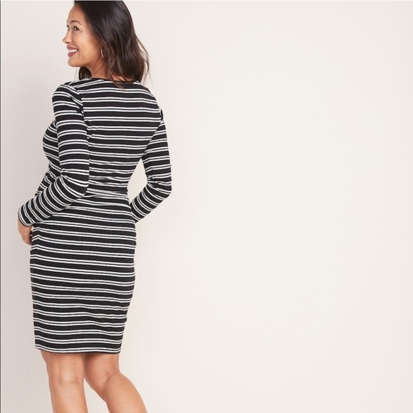 New Maternity Printed Scoop-Neck Bodycon Dress​ - Picture 3 of 6
